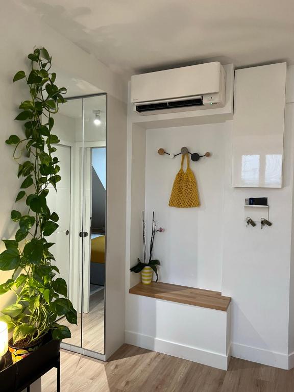 MyNestParis 2-BR in Center , Air Conditioner , Elevator, Free Parking - 3