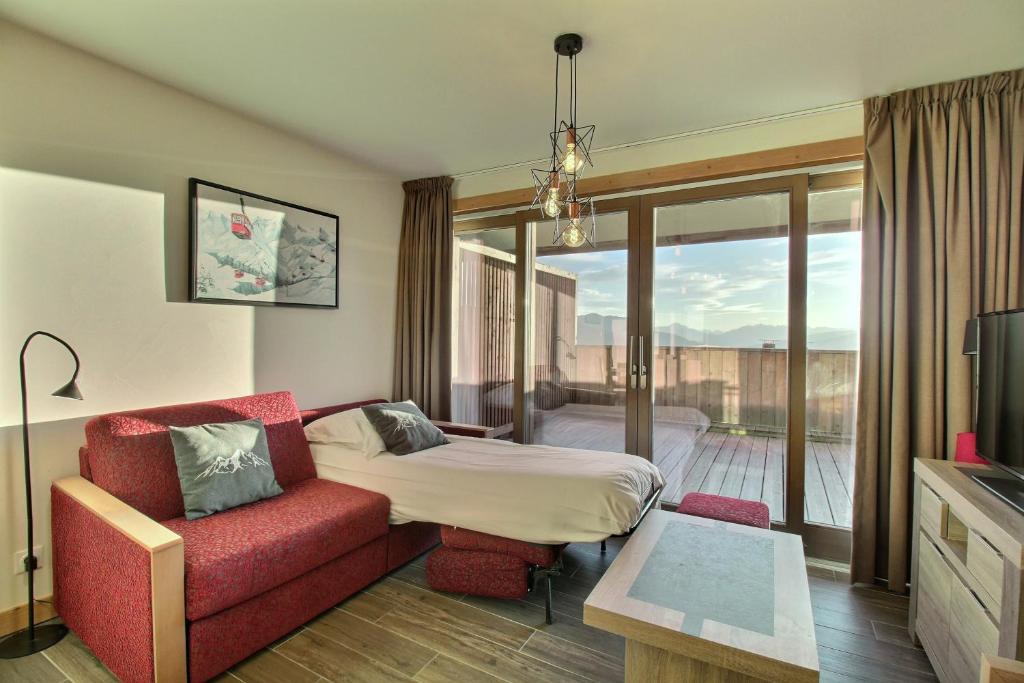 ARC 1600, Résidence Premium LE RIDGE, Appartement 06 personnes Vue Montagne - Ski aux pieds - Sauna, Hammam, Piscine intérieure chauffée, Salle de sport & fitness - 2