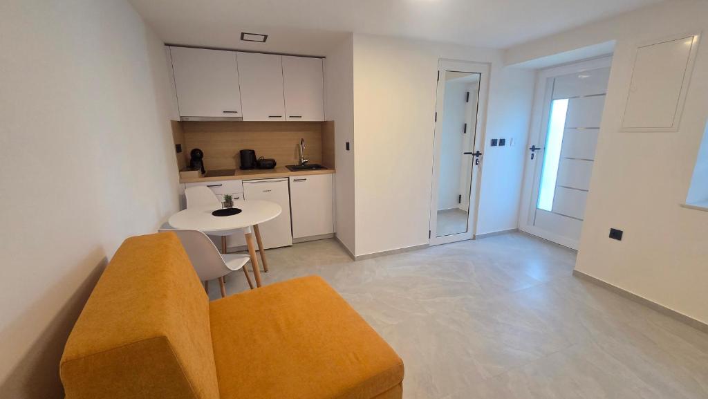 Vila Vesa - Free Secure Garage, Smart Access & Modern Comfo - 2