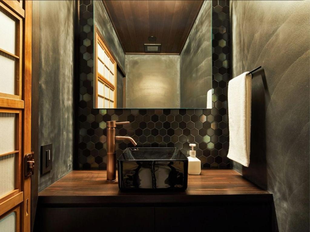 Well-appointed bathrooms