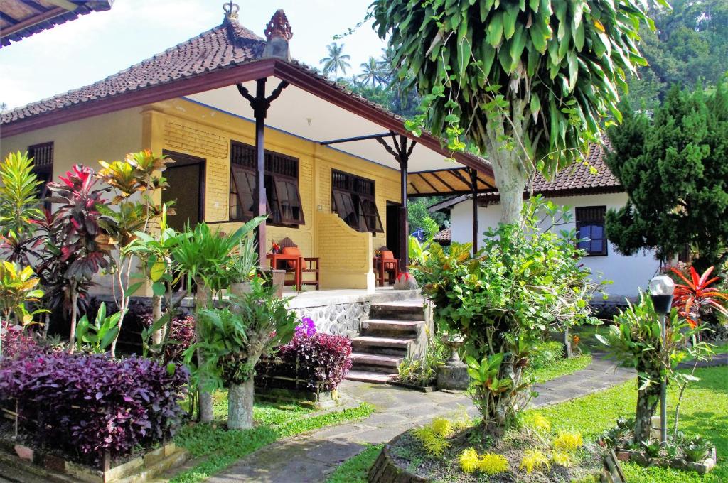 Exterior view, Rijasa Homestay in Bali
