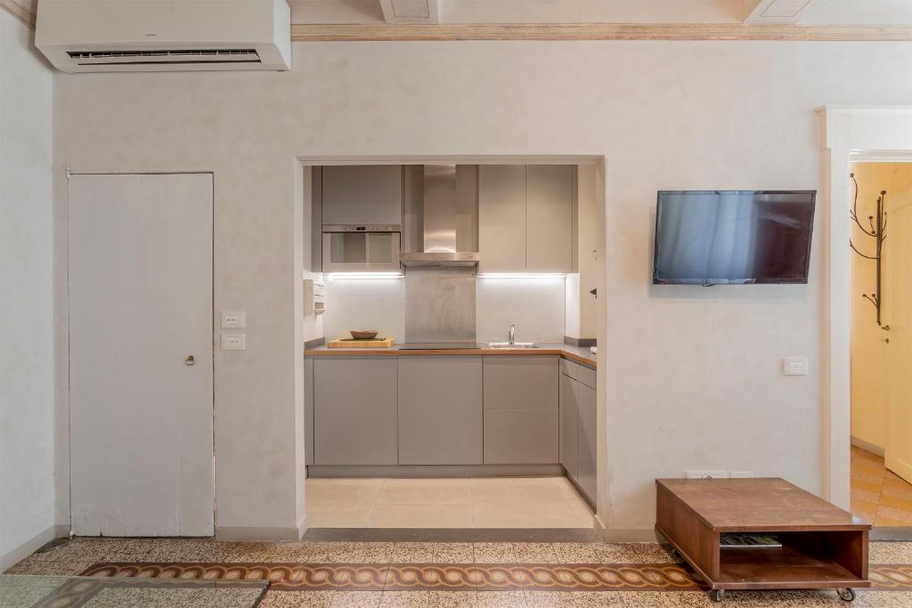 Sole Home Near Santa Maria Novella Square - 2