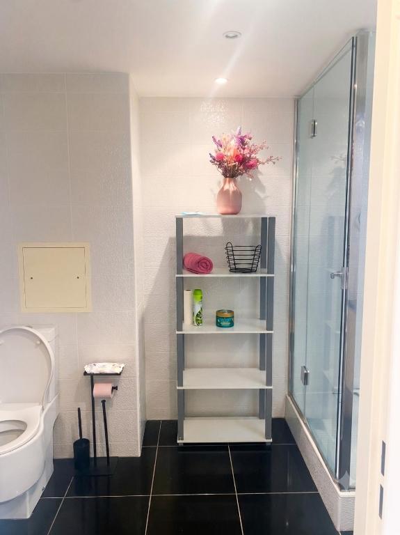 C10 Cozy studio Boulevard Jules Ferry Paris 11th arrondissement - 3