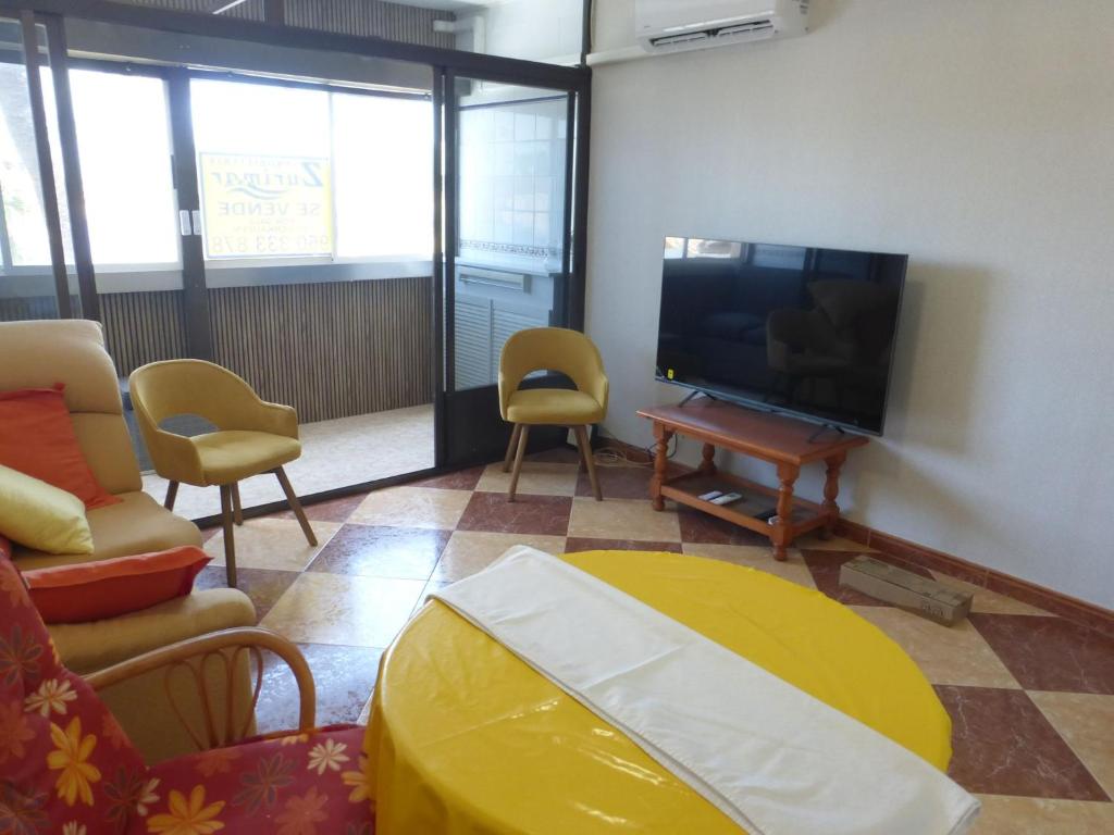 1 bedroom apartment at 50 meters from the beach - 3
