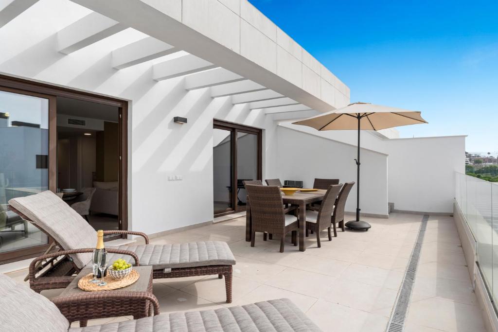 Bayside Rooftop Penthouse - 1