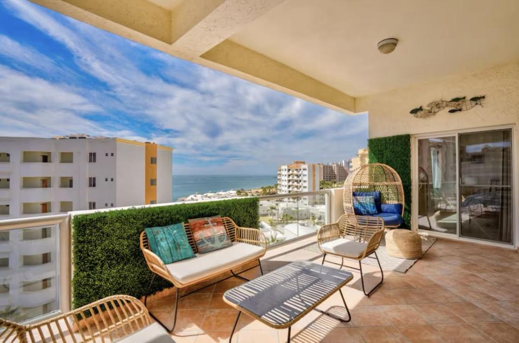 Oceanview Condo 2BR 2BA at Las Palmas Resort - 5
