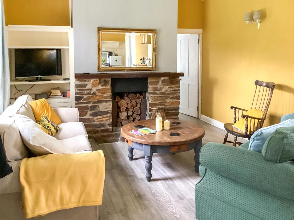 The Old Bakehouse, Perranporth - pet-friendly stay