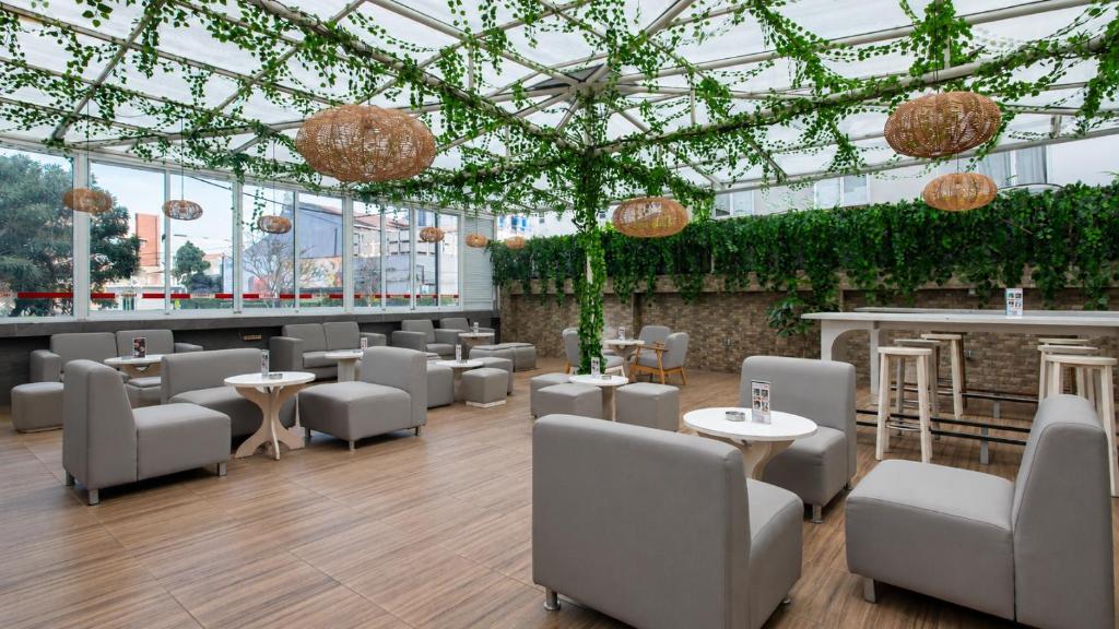 Bar/lounge