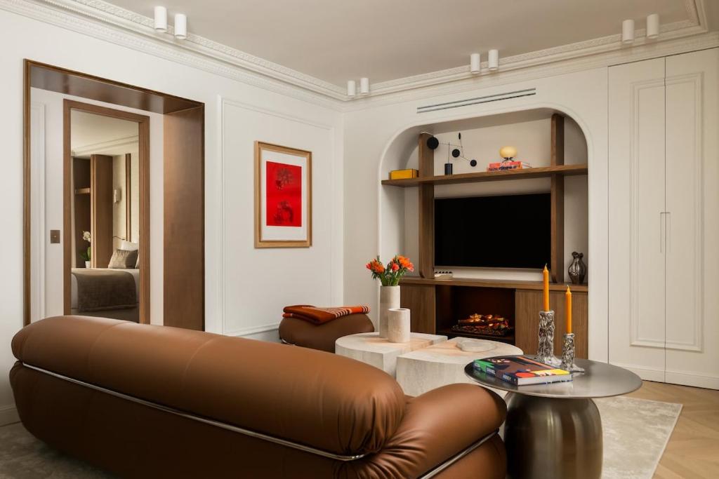 Saint Germain Luxury 4BR 8P with AC - 2