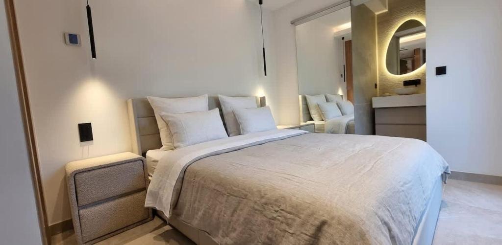 Luxury Croisette Apartment Terrace - 3