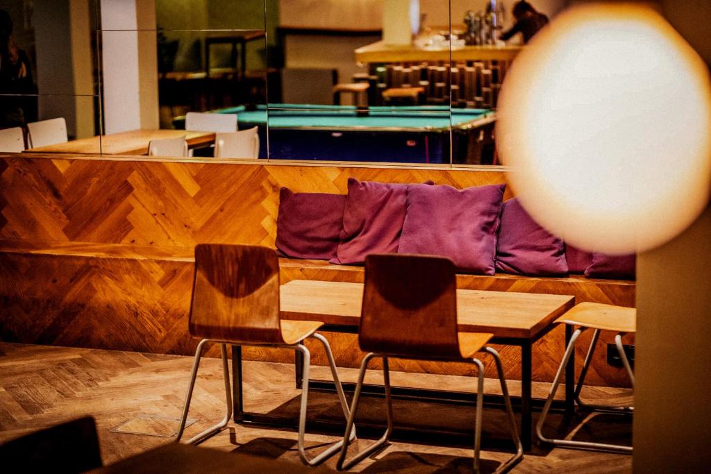 Bar/lounge