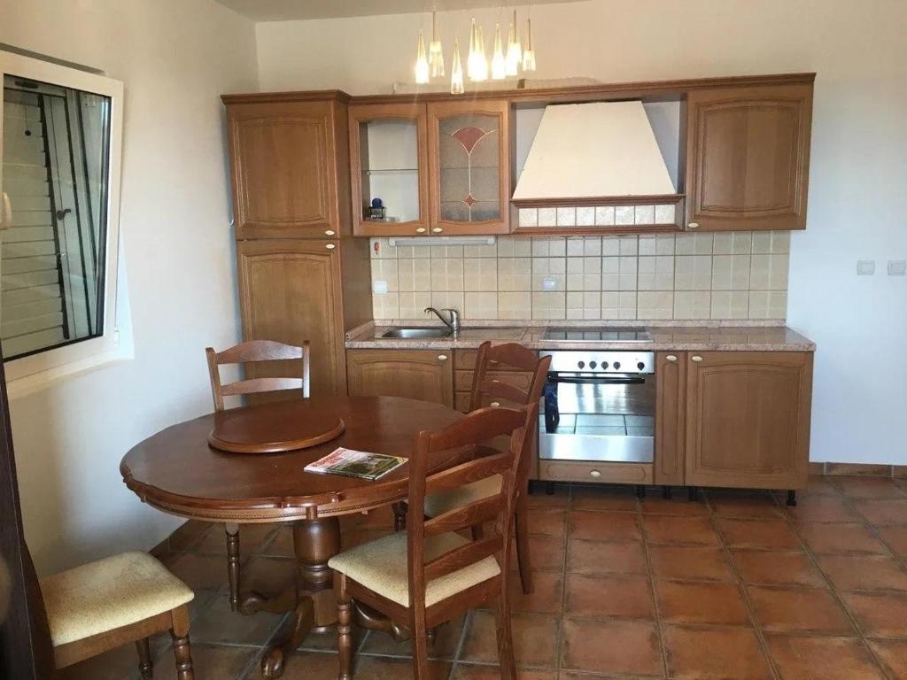 Apartment Petrovac - 1