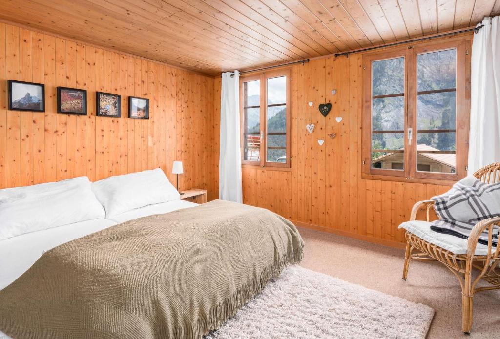 Mountain View Chalet near Lauterbrunnen and Parking - 2