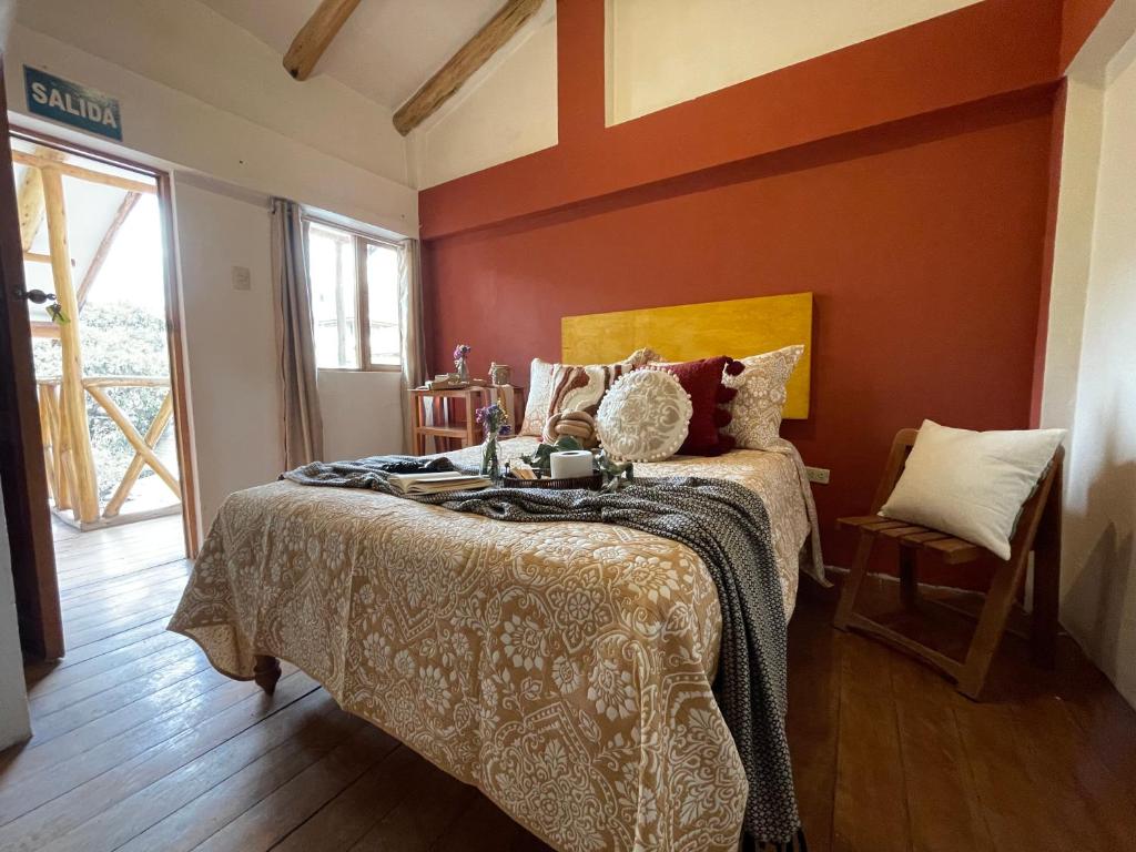 Casa Paqocha Urubamba - Hotel & Garden - Shared Kitchen & Hot Water - 3