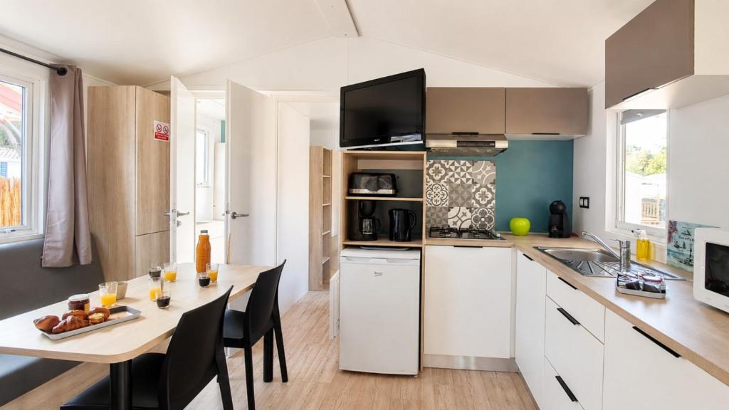 Opaline Mobil'home Lumineux Mer à 10 min Linge - 1