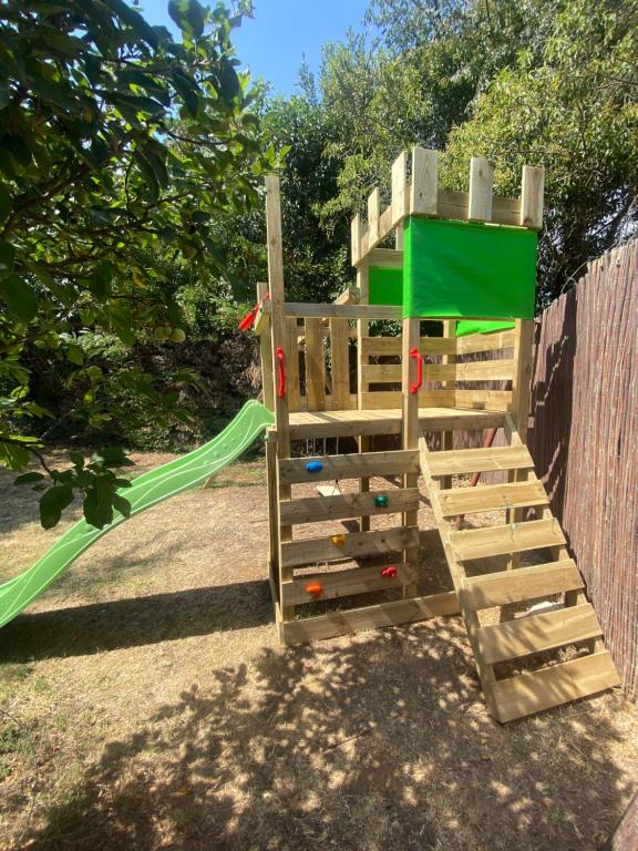Les Mourguettes maison familiale avec piscine et garage sur 2000 m2 de terrain en campagne - 3