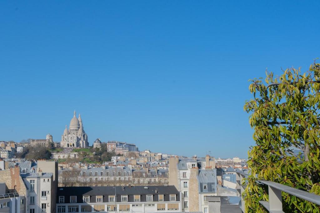 Triplex Sacré-Cœur with AC - 4
