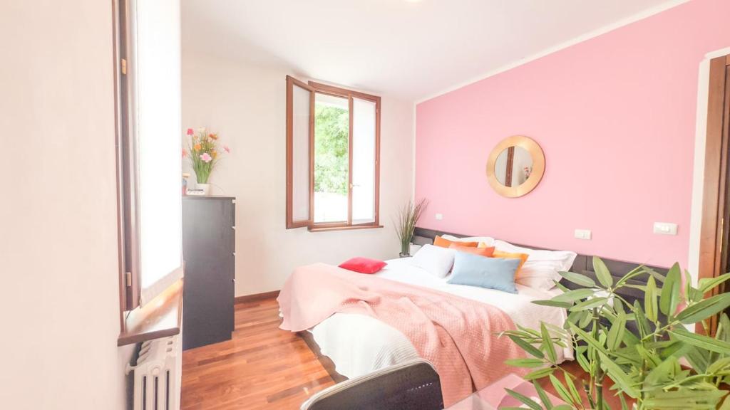 Ponte Pietra Free parking for 5 guests - 5