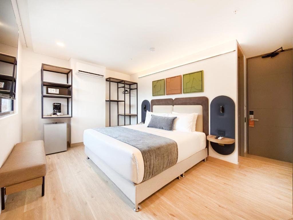 Blues Suites Laureles - 1