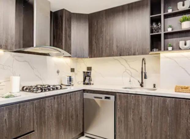 Apartamento Duplex con terraza, jacuzzi y minigolf, Poblado Medellin - 3