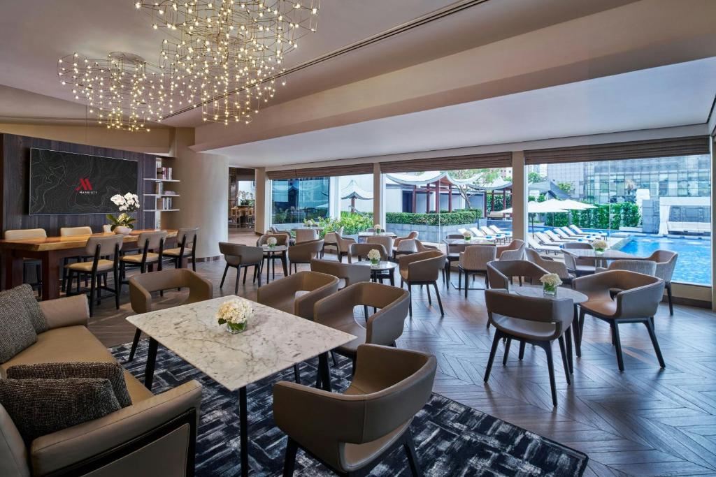Bar/lounge