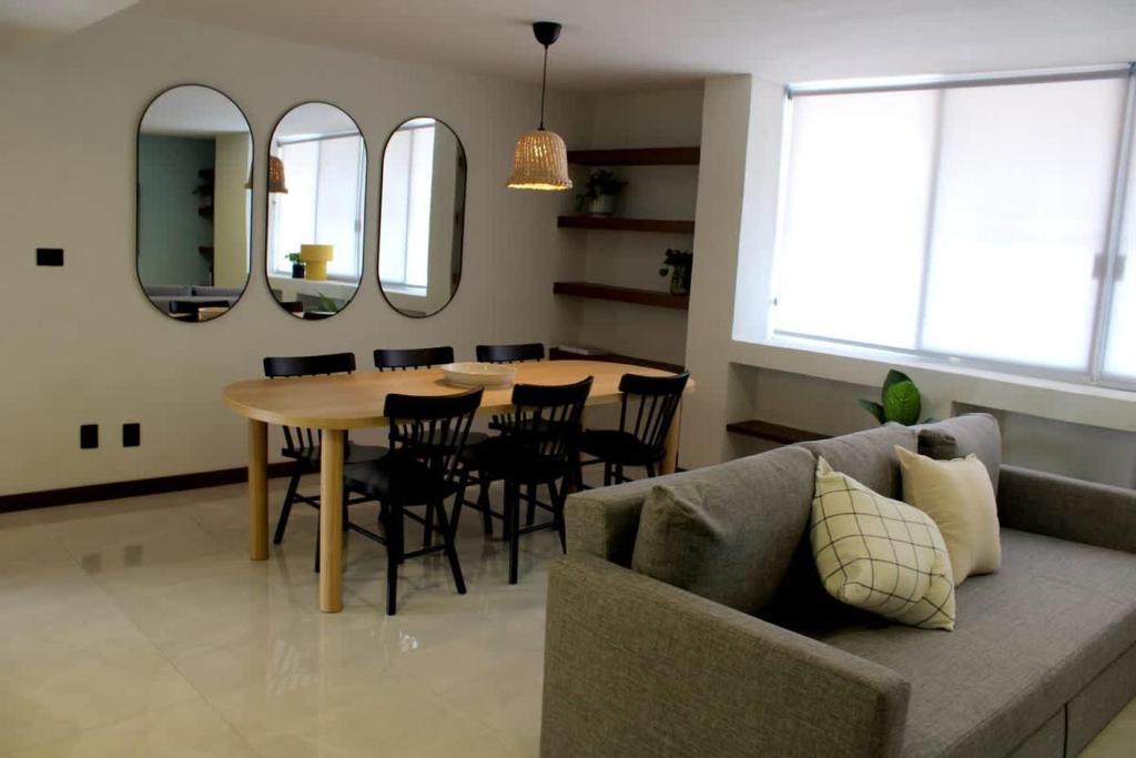 Apartment Near Consulate & Hospital District - 4