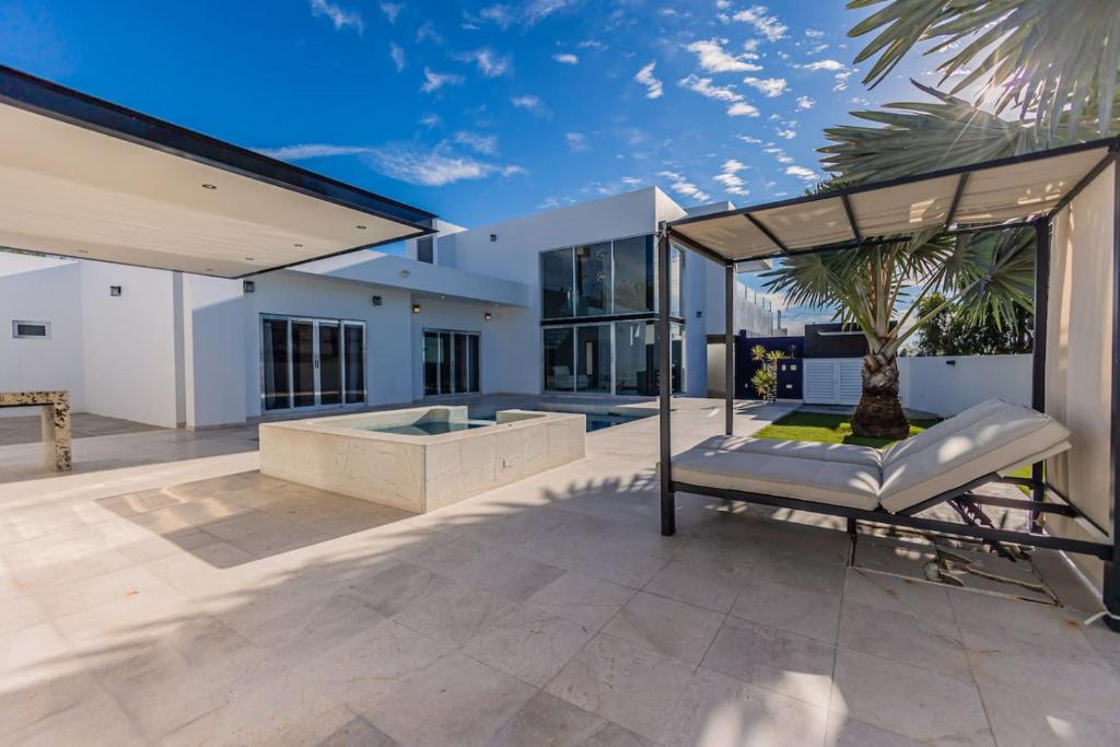 Big house with pool and sea view - 5