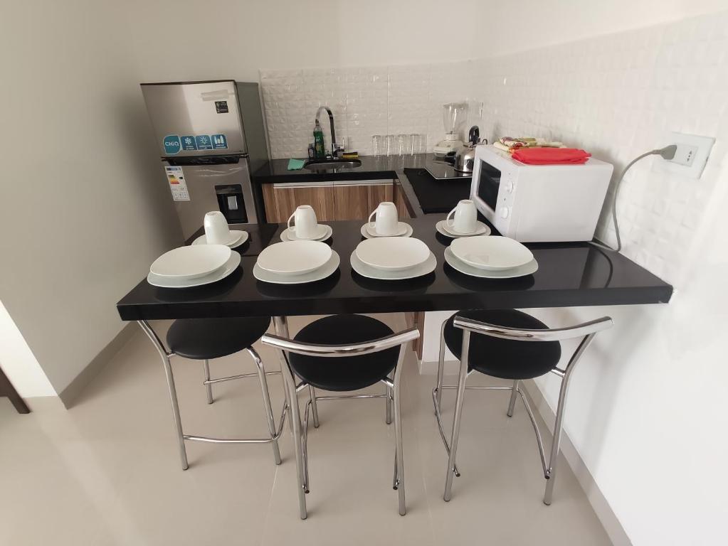 Departamento 4k Equipetrol - 4