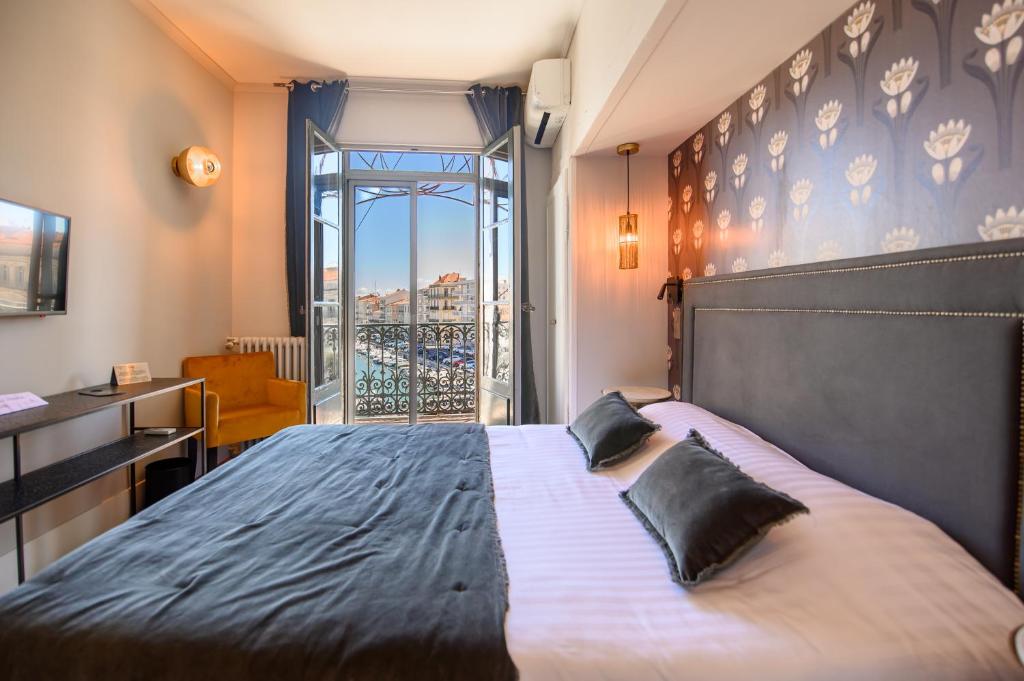 Le Grand Hotel - 4