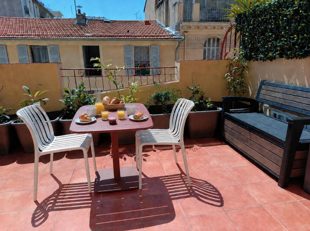 Studio climatisé avec Grande Terrasse privée au cœur de Nice - 1