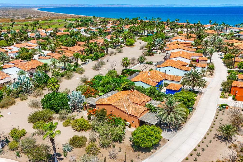 Paraiso del Mar Escape: Beach, Pools, Golf, Tennis - 4