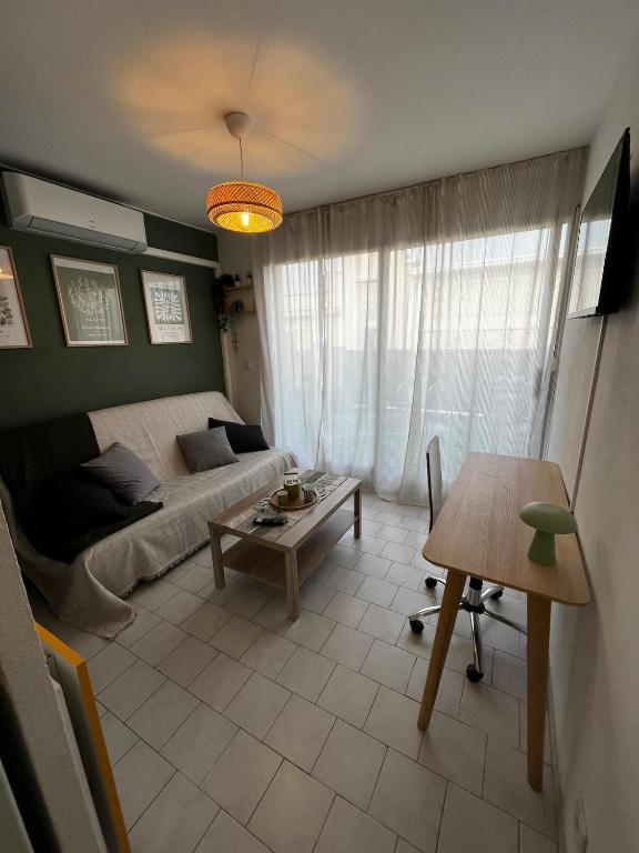 Studio climatisé proche du centre - 1 chambre - 4