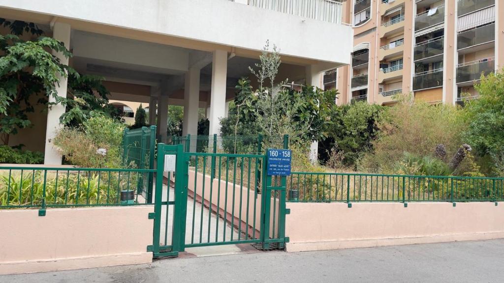 APPARTEMENT AVEC UNE LÉGÈRE VUE SUR La MER 40 MÈTRES DE LA PLAGE ET 250 MÈTRES DU CENTRE VILLE - 3