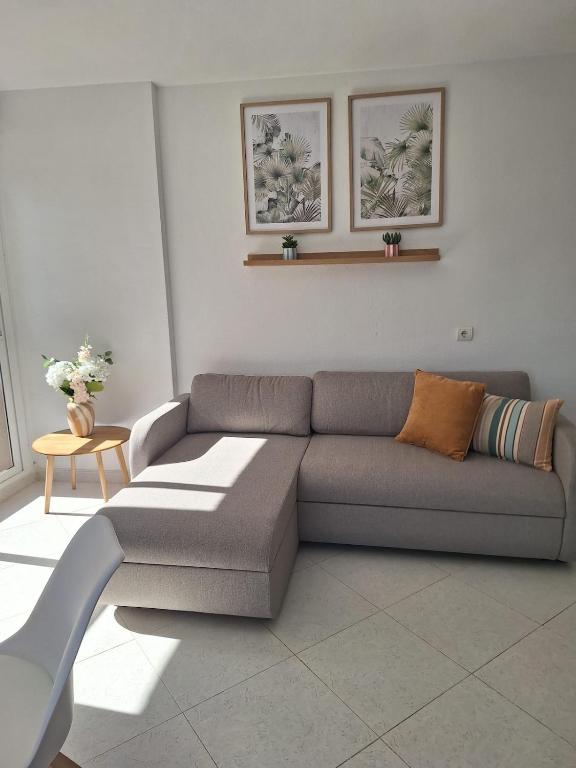 Nice newly renovated 1-bedroom apartment - 1