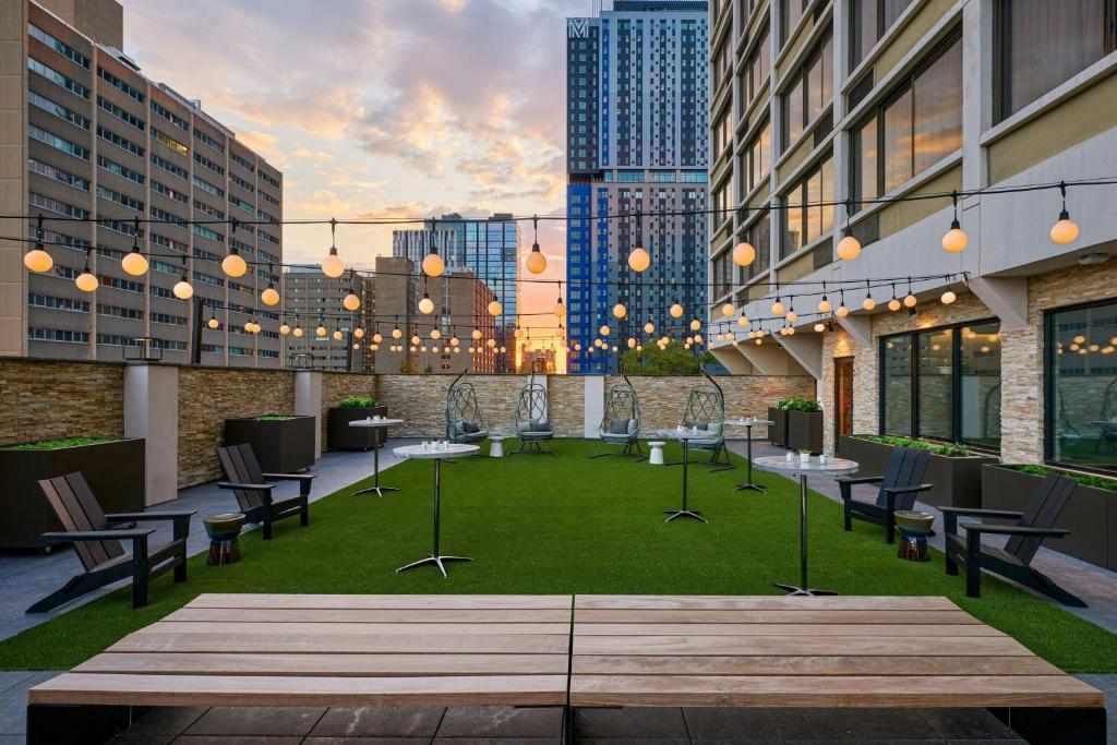 Sheraton Philadelphia University City Hotel