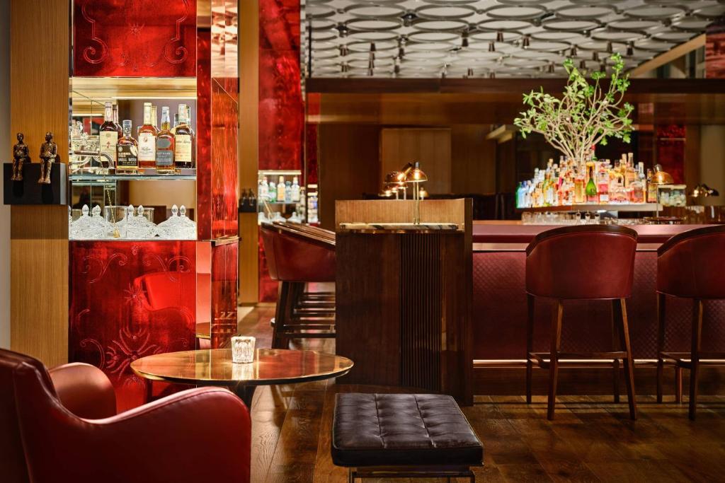 Bar/lounge