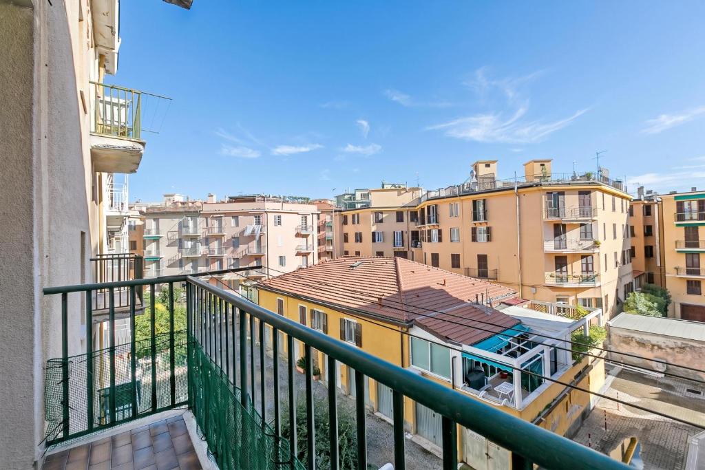 Domus 21 Near Alassio Beach - Happy Rentals - 1