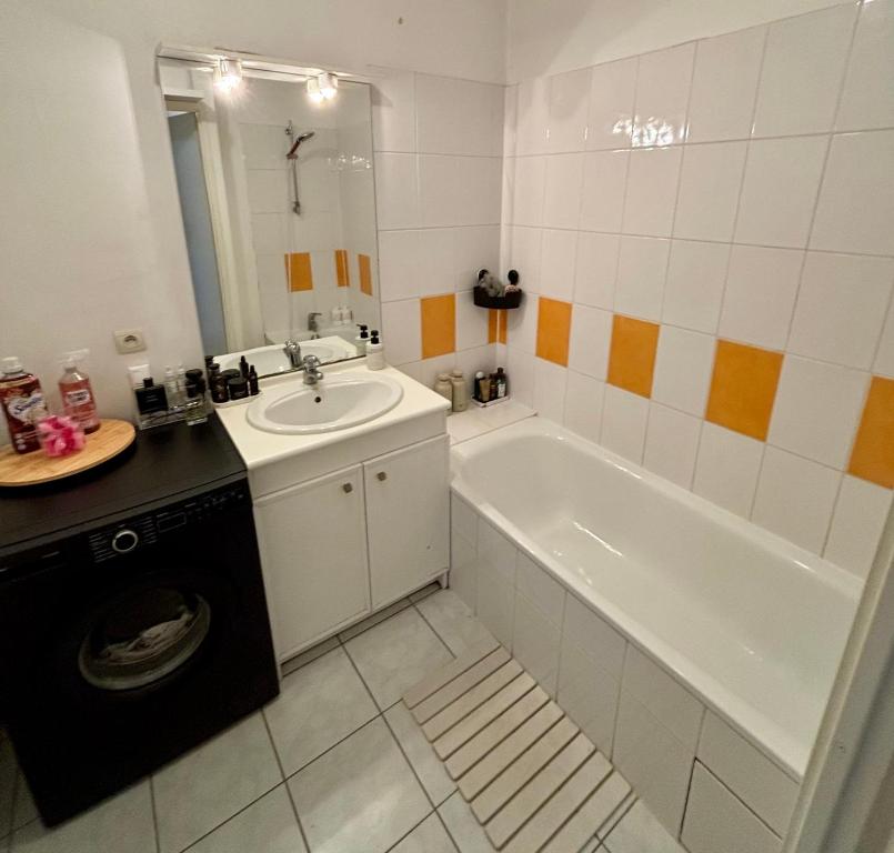 Chambre confortable avec terrasse proche Gare - 3