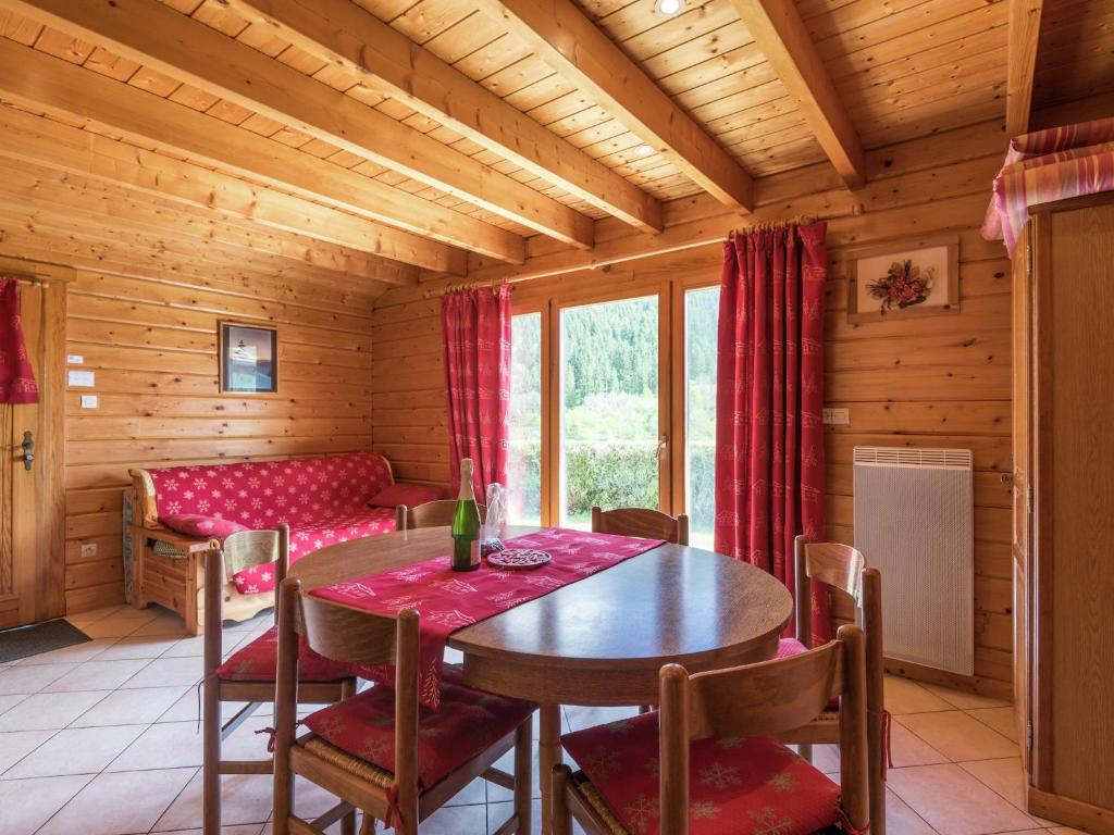 Chalet in La Bresse near Forest & Lake - 2