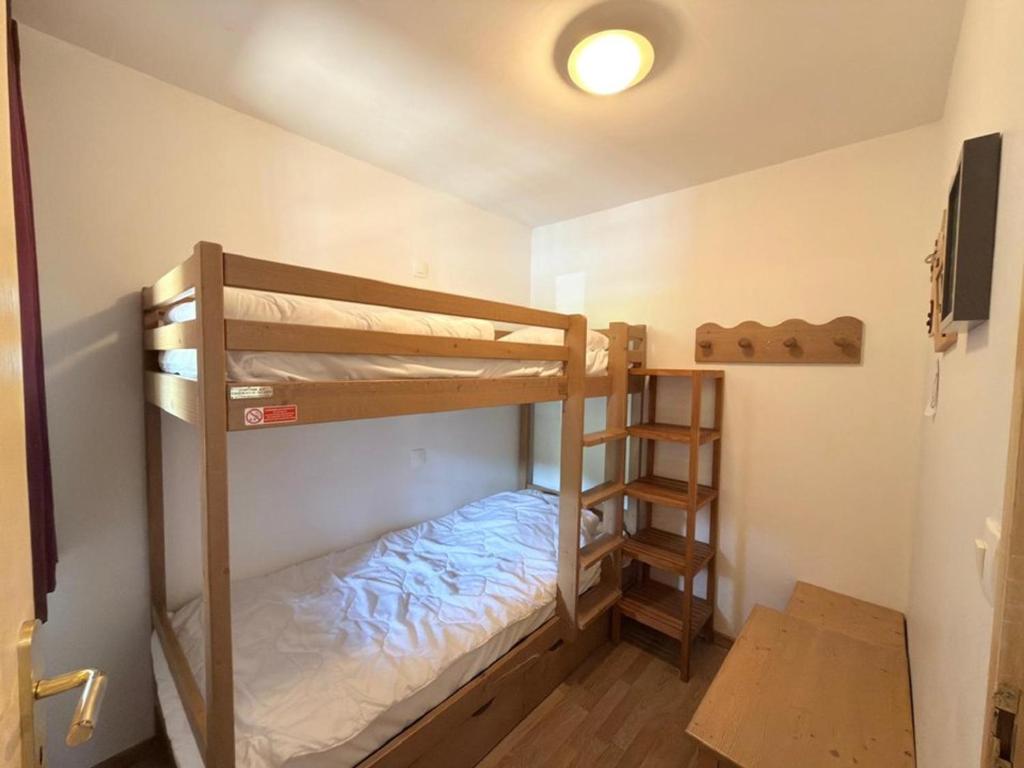 Appartement avec terrasse face aux pistes - 4 pers. - FR-1-266-323 - 4