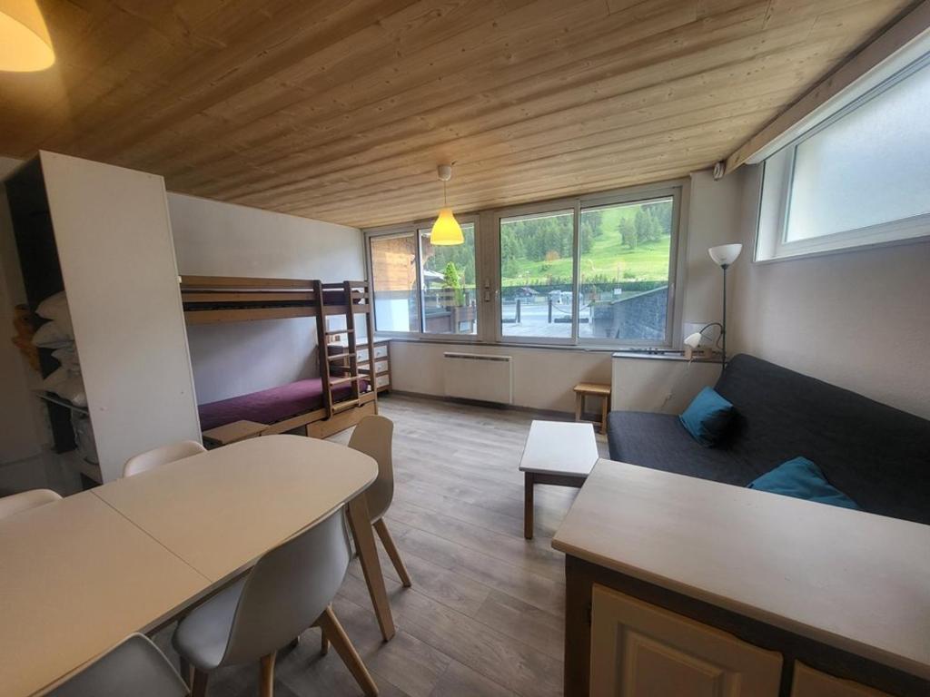 Studio face aux pistes, sud, rdc - 4 pers. - FR-1-266-317 - 5