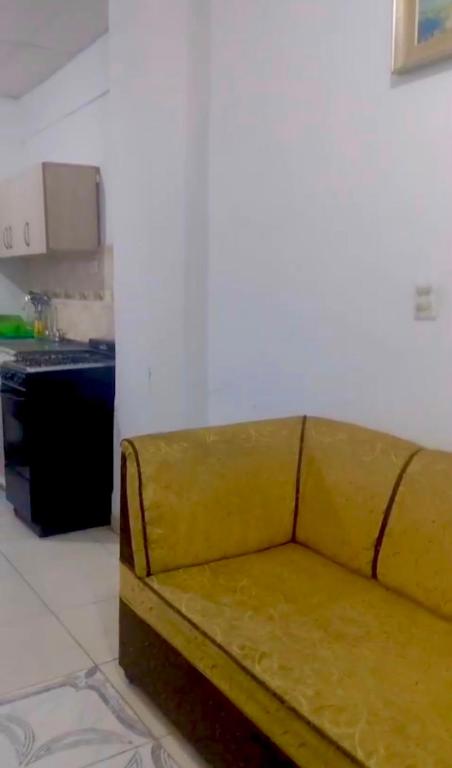 Apartaestudio 2 a 3 personas cerca a CC Unico - 1