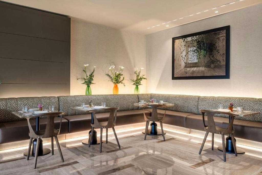 AC Hotel Bologna by Marriott - 1