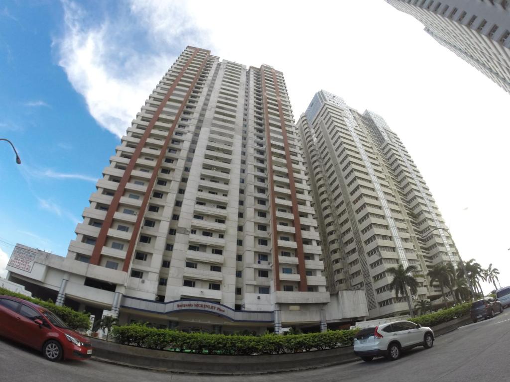 Exterior view, Burgundy Mckinley Place Service Apartment in Manila