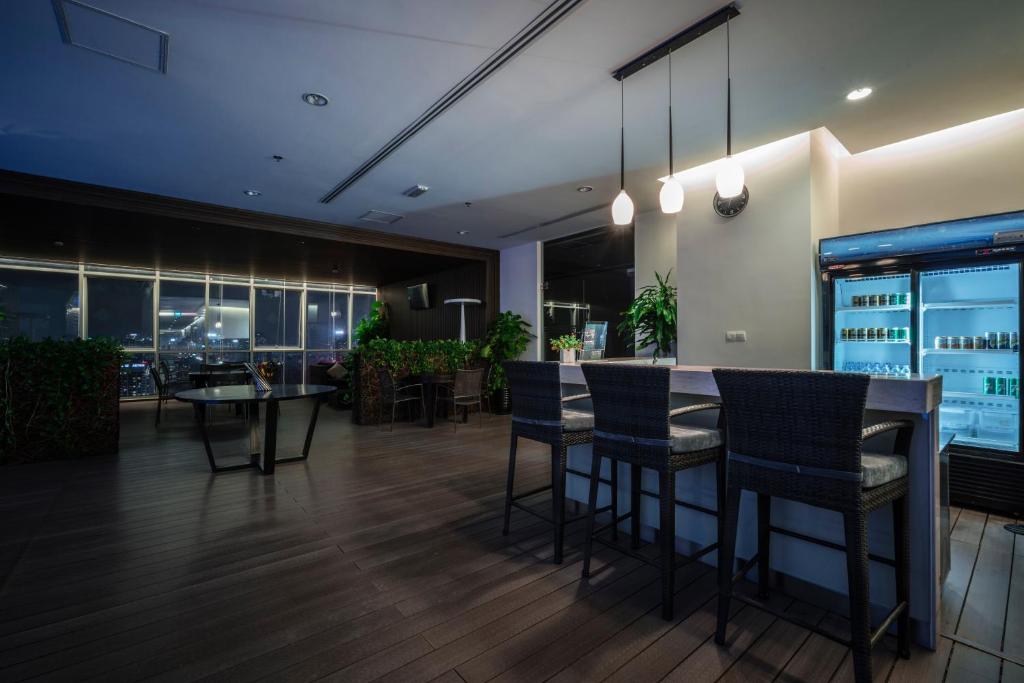Lancaster Hanoi Serviced Apartment