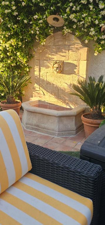 Large 4BR Cannes Villa w Private Garden - 5