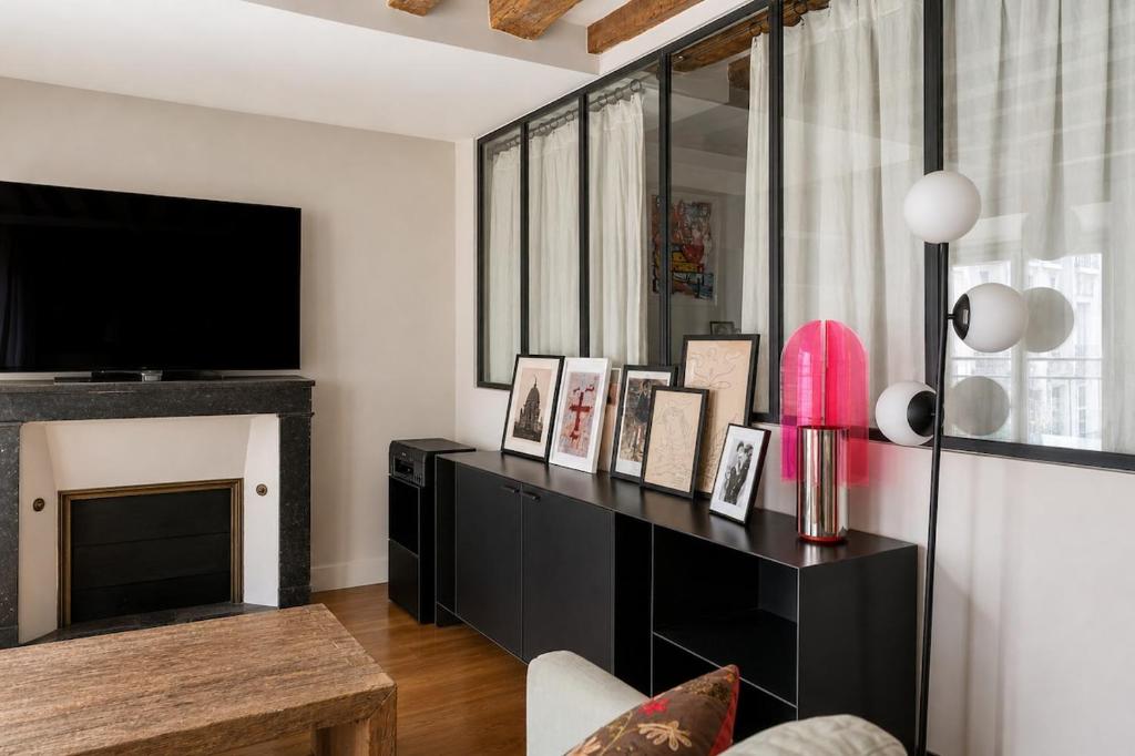 The Haussmannian Flat - 4