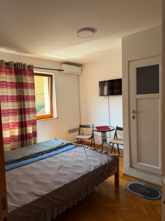 Feel like home guest house - 5