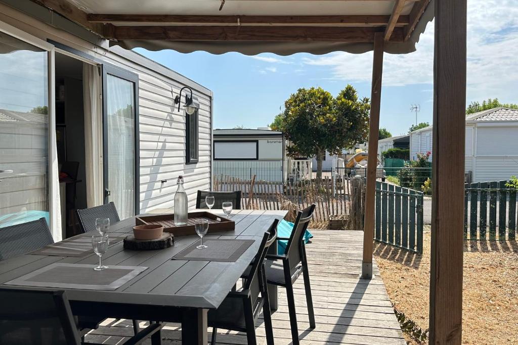 Chalet avec piscine à Gujan-Mestras - 1
