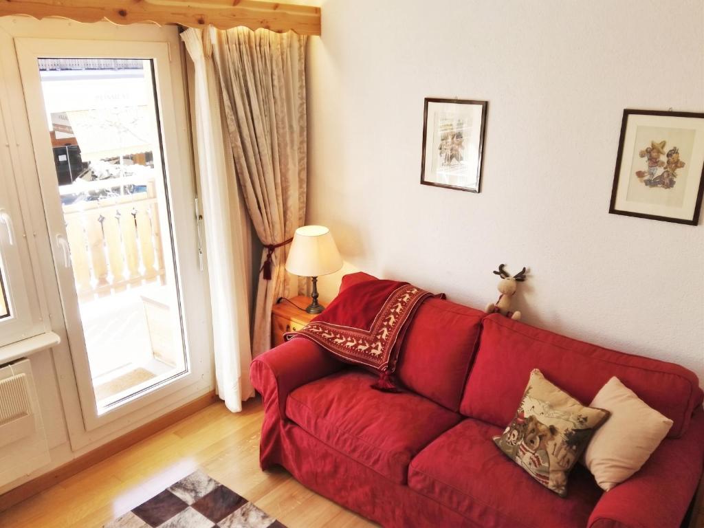 Spacious Apartment in Lens with Mountain View - 2